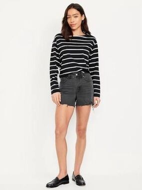 NWT Old Navy High-Waisted OG Jean Cut-Off Shorts in Cutoff Black Wash